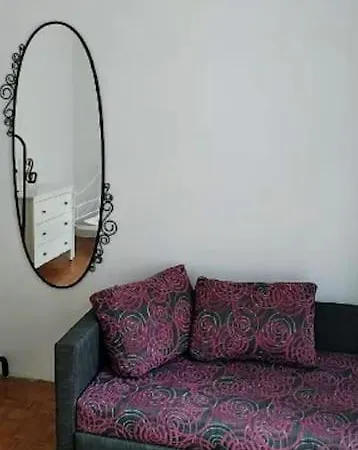 Lovely Near Ns Fair Apartment