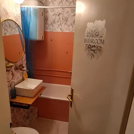 Apartamento Lovely Near Ns Fair