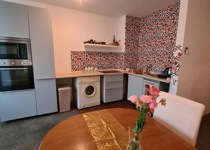 Apartament Lovely Near Ns Fair Novi Sad